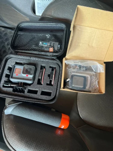Click to view full screen Gopro hero 5 black action camera 4k30 fps ultra hd 12MP vlog Motorcycle riding skiing Aerial photography go pro camera photo review