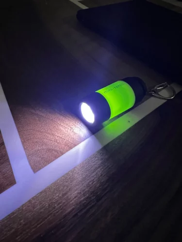 Click to view full screen Led Mini Pocket Torch Lamp Portable USB Rechargeable Keychain Flashlights Waterproof Outdoor Hiking Camping Torch Lamp Lantern photo review
