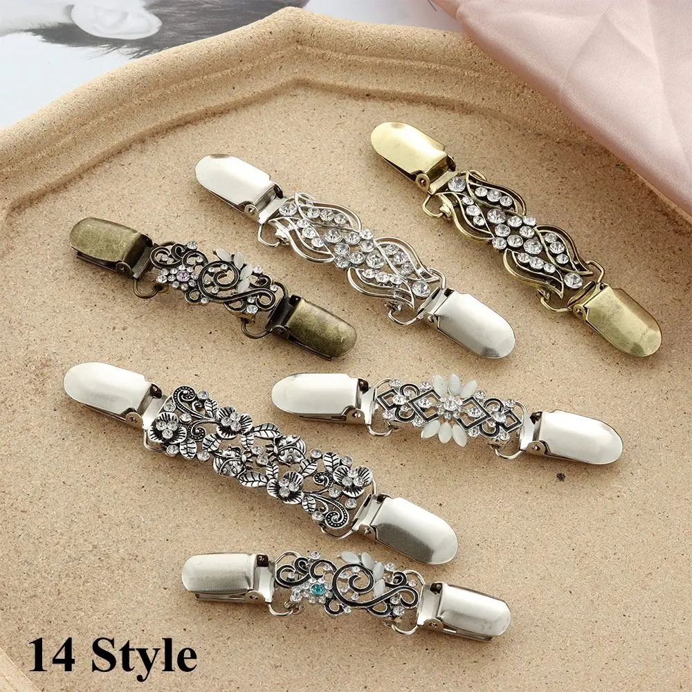 Charm Gift Crystal New Retro Duck Clip Clasps Sweater Blouse Pin Cardigan Clip Shawl Brooch