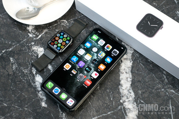 Apple Watch Series 5 Review: Apple Wants to Change Your Life