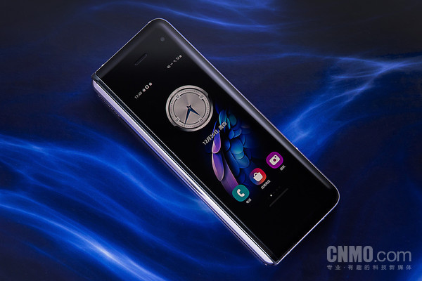 Samsung W20 5G review: the inheritance and opening room of the heart cares about the world shows the connotation of luxury