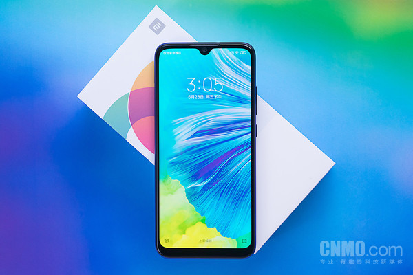 Xiaomi Mi CC9e hands-on review: a small screen phone with stylish look and flagship-level using expereince