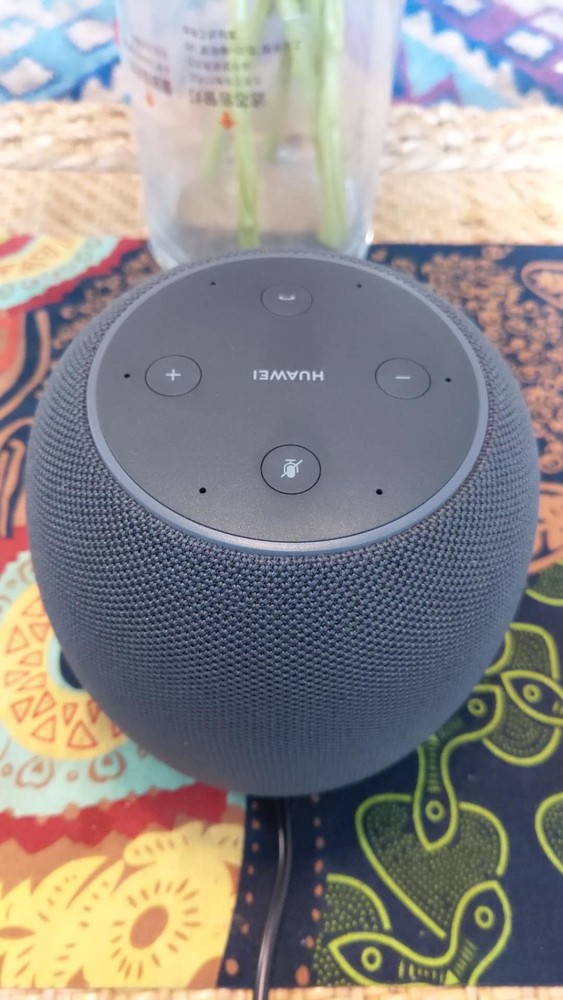 Versatile Huawei AI speakers make your life smarter