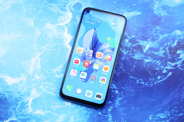 Huawei nova 5i Review: a ticket to the Young and fashionable nova Planet