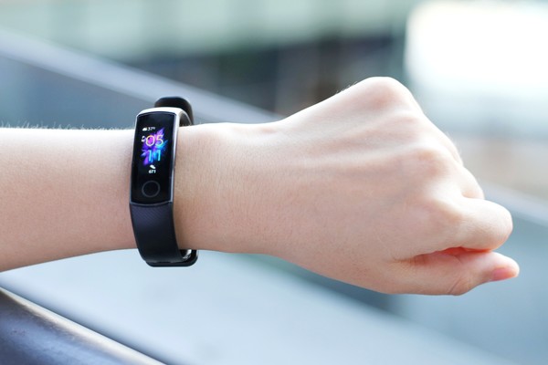 Honor Band 5 Experience: Color screen smart bracelet health function breakthrough