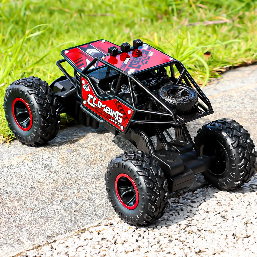 2.4G remote-controlled alloy off-road vehicle with long-distance lighting, rechargeable children’s racing toy car, birthday gift