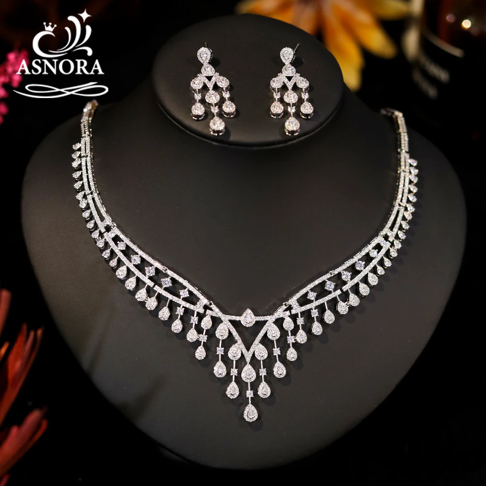 Luxury Wedding Party Silver Color Jewelry Set for Brides Shiny Cubic Zirconia Women’s Necklace Earrings Accessories Colier X0465
