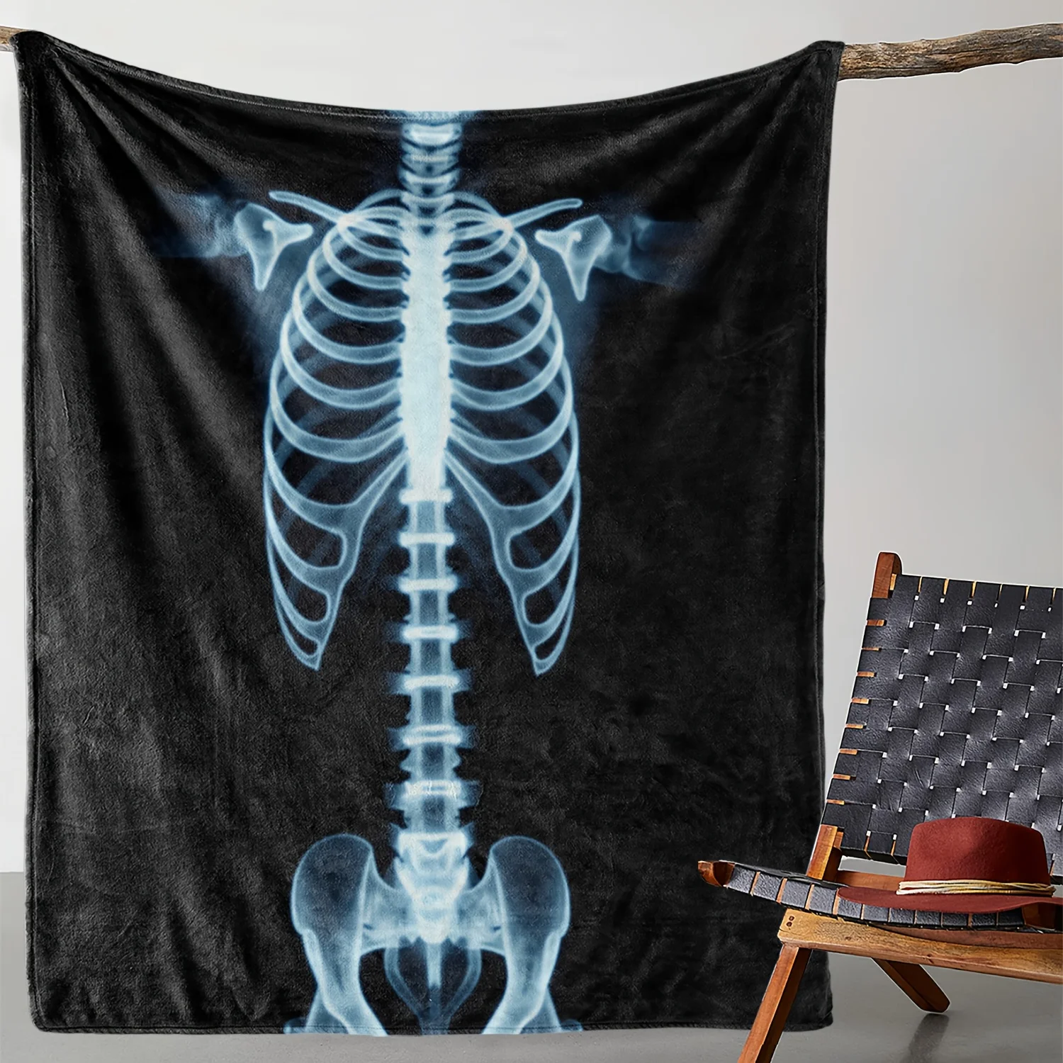 1pc Zeal Lily Human Skeleton X-Ray Print Flannel Blanket – Medical-Themed 2D Blue & Black Spine Design, Soft Warm All-Season