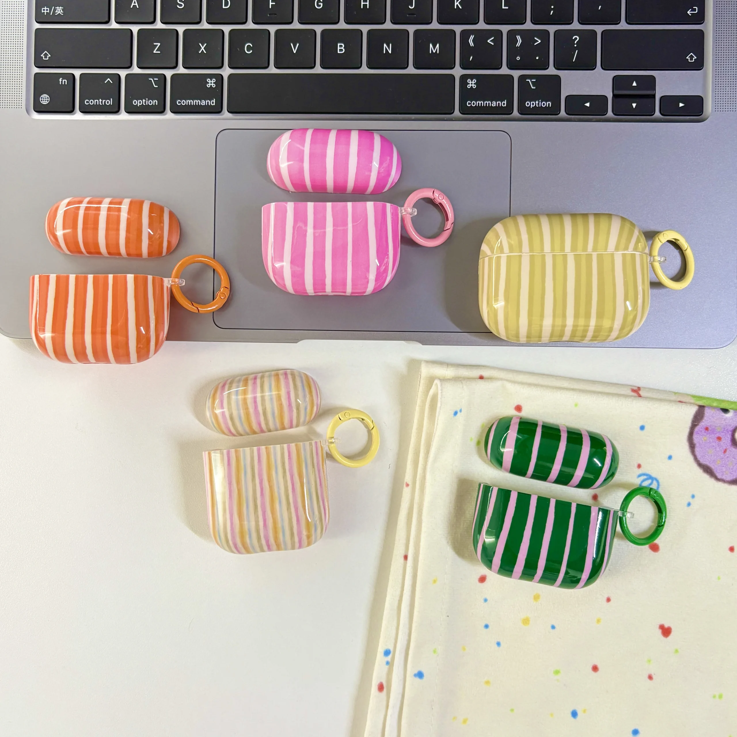 Simple Fashion Five-Color Pink Orange Green Yellow Stripe Lines Pattern Protective Earphone Case for AirPods 1 2 3 4 Pro 2 Pro 3